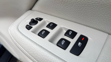 Volvo V60 2.0 B5P Cross Country 5dr AWD Auto Petrol Estate